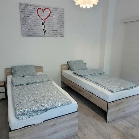 Apartament Citystation Валбжих Екстериор снимка