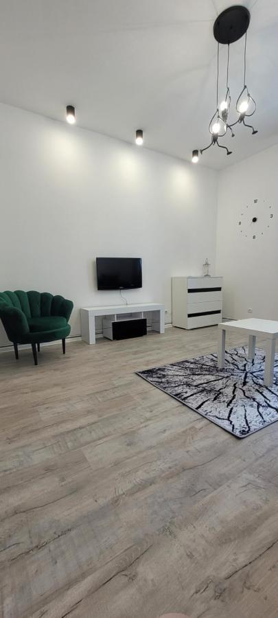 Apartament Citystation Валбжих Екстериор снимка