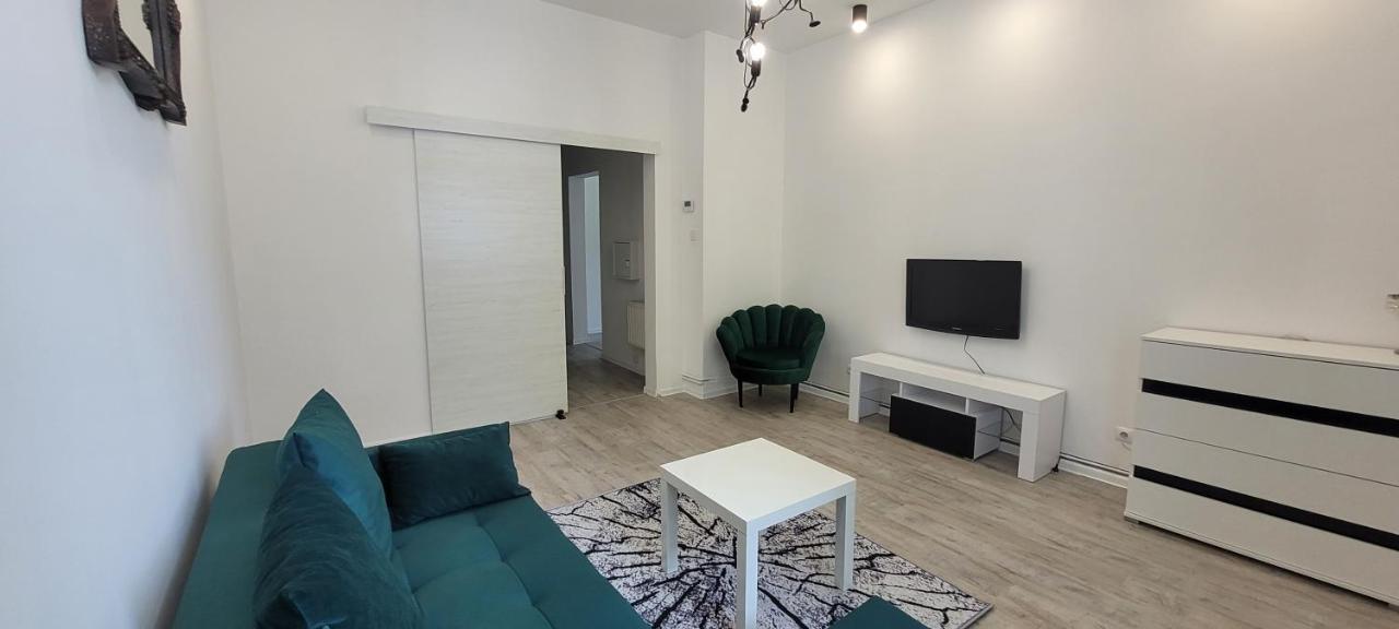 Apartament Citystation Валбжих Екстериор снимка